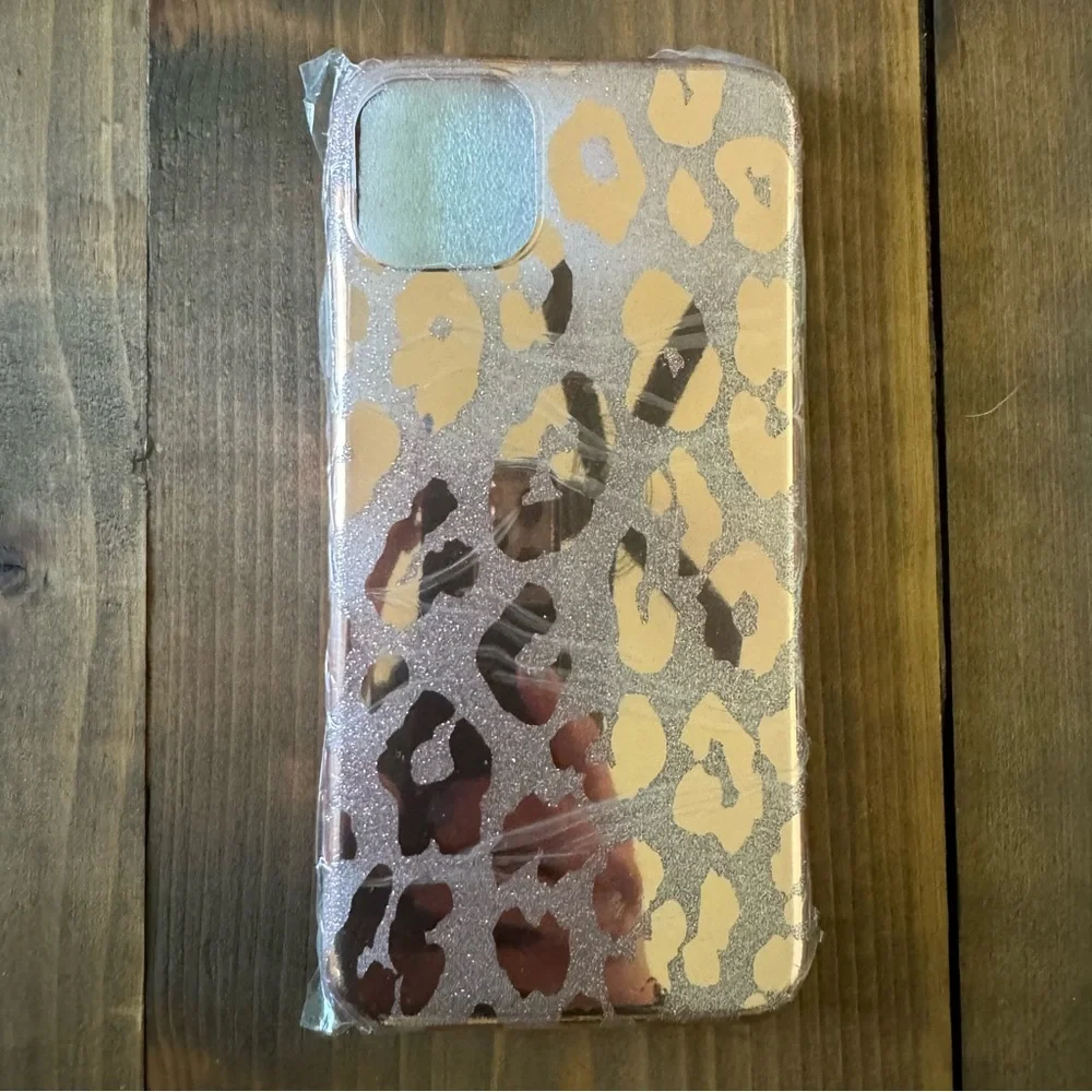 NWT Pink cheetah print iPhone 11 Pro Max phone case